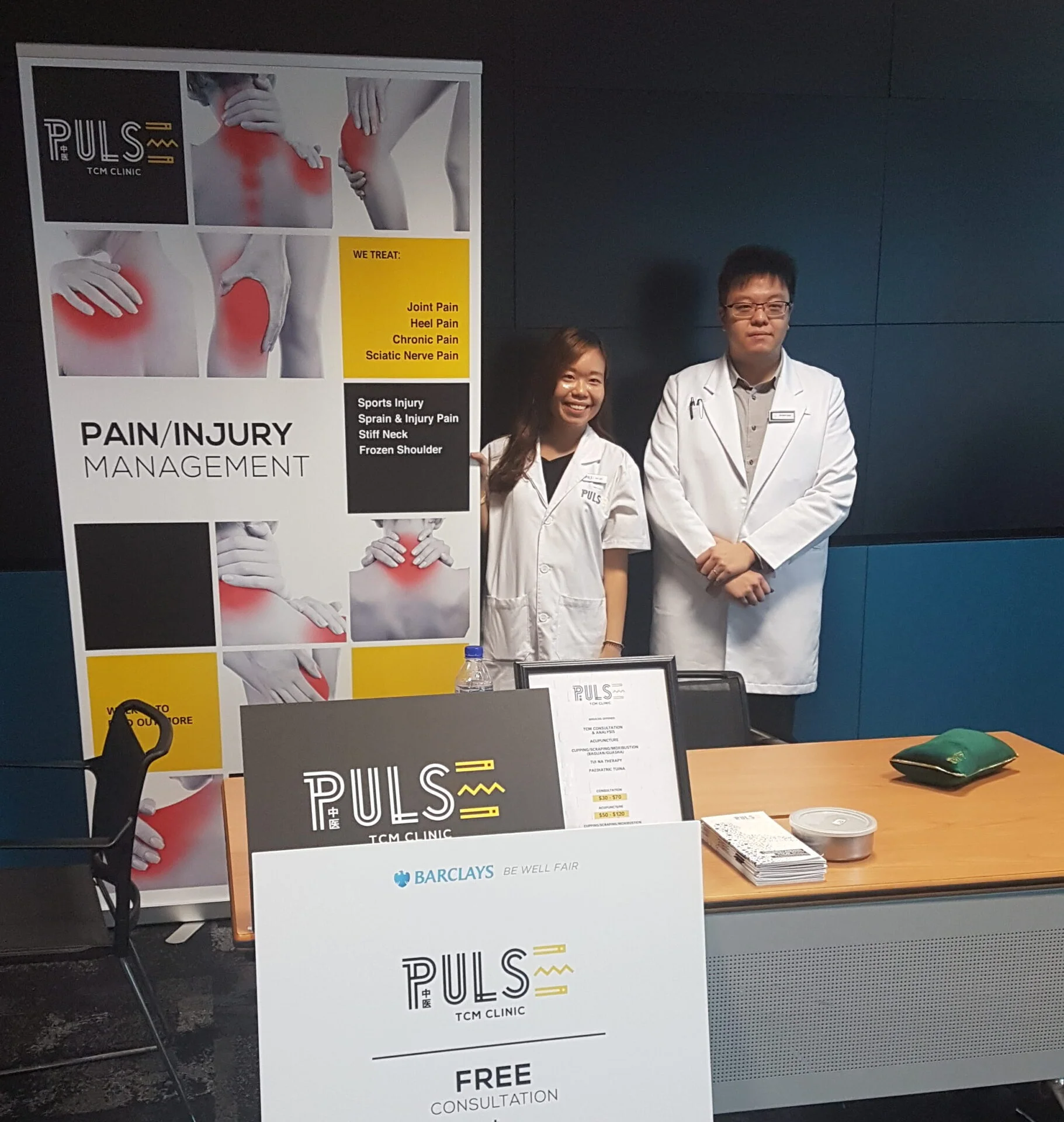 Acupoint Exercises to Relieve Work-Related Pain at a PULSE TCM corporate session