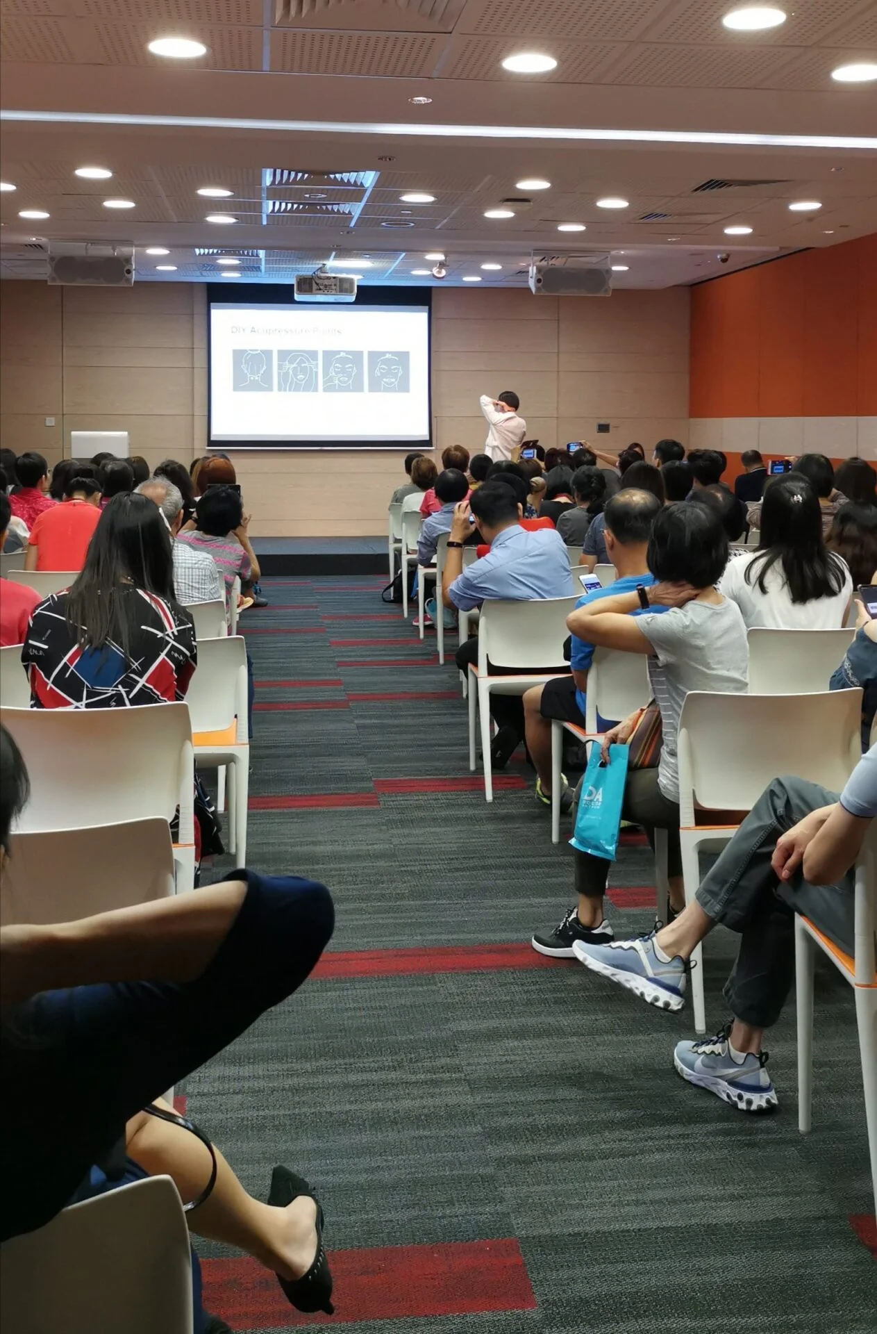 Beautiful Skin from Within at a PULSE TCM corporate session