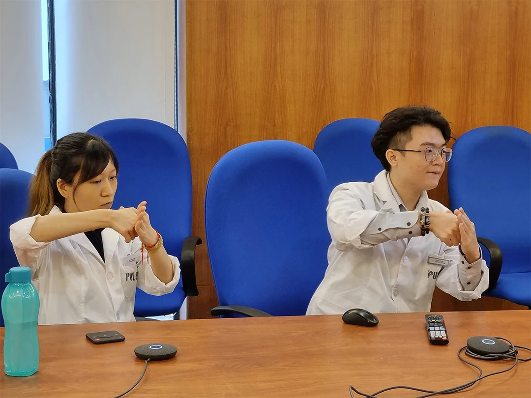 Managing Stress, Anxiety & Fatigue (Chinese) at a PULSE TCM corporate session