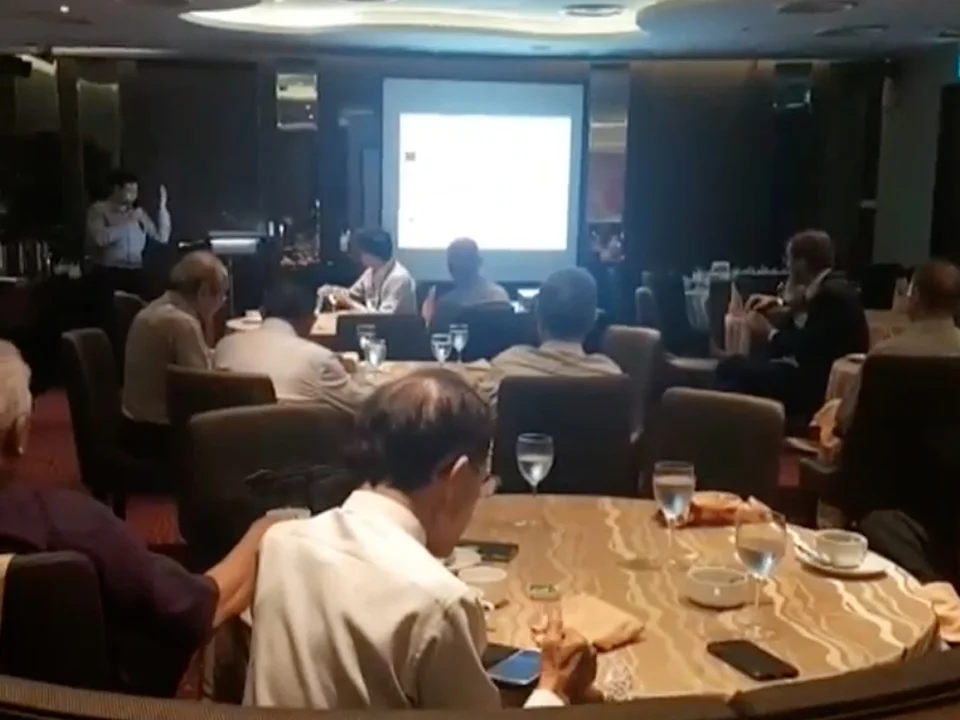 Acupoint Exercises to Relieve Work-Related Pain at a PULSE TCM corporate session