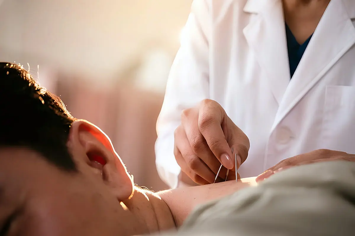 Physician-led acupuncture supporting immunity and vitality at PULSE TCM